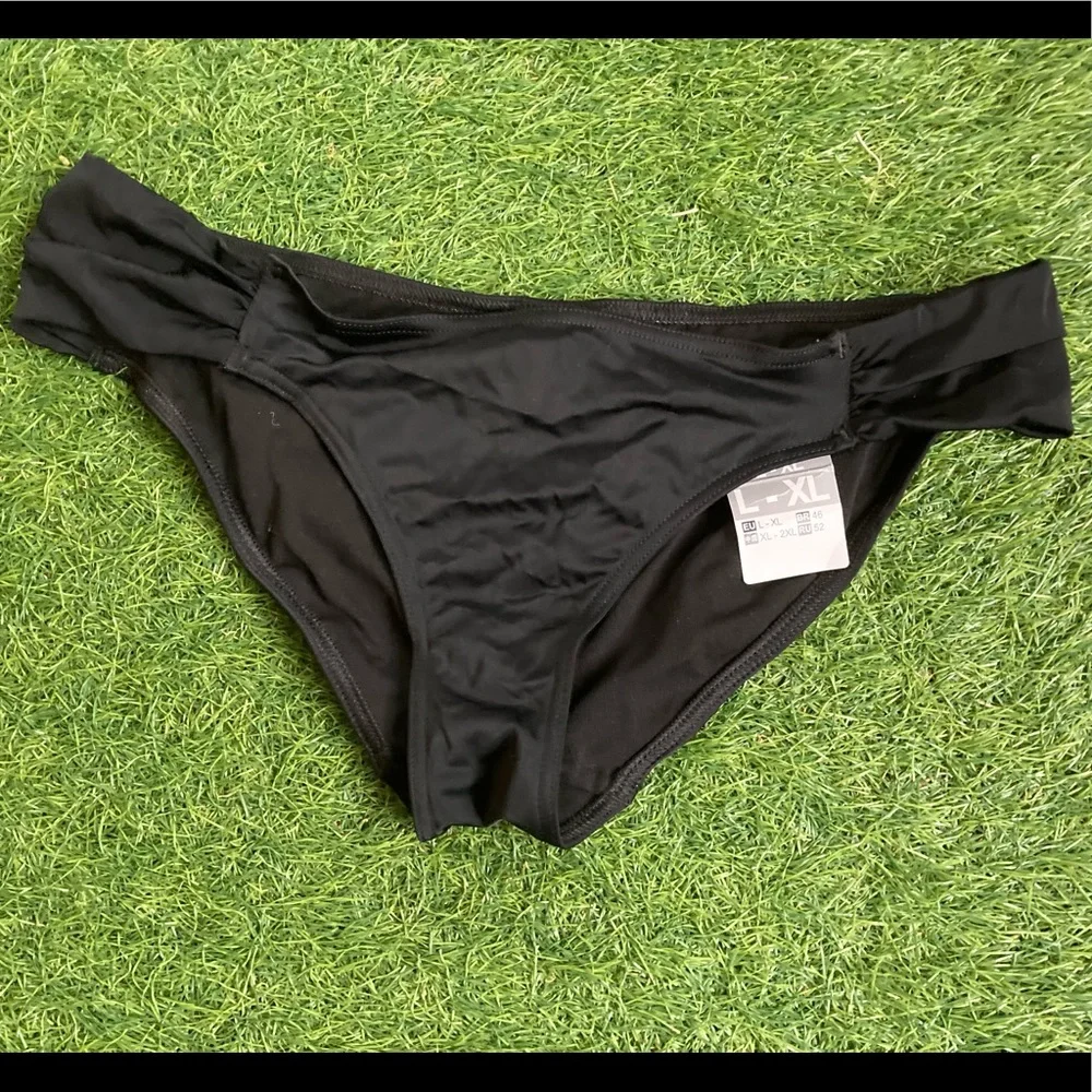 NWT, Decathlon, Bikini Bottom, M/L - Picture 8 of 10